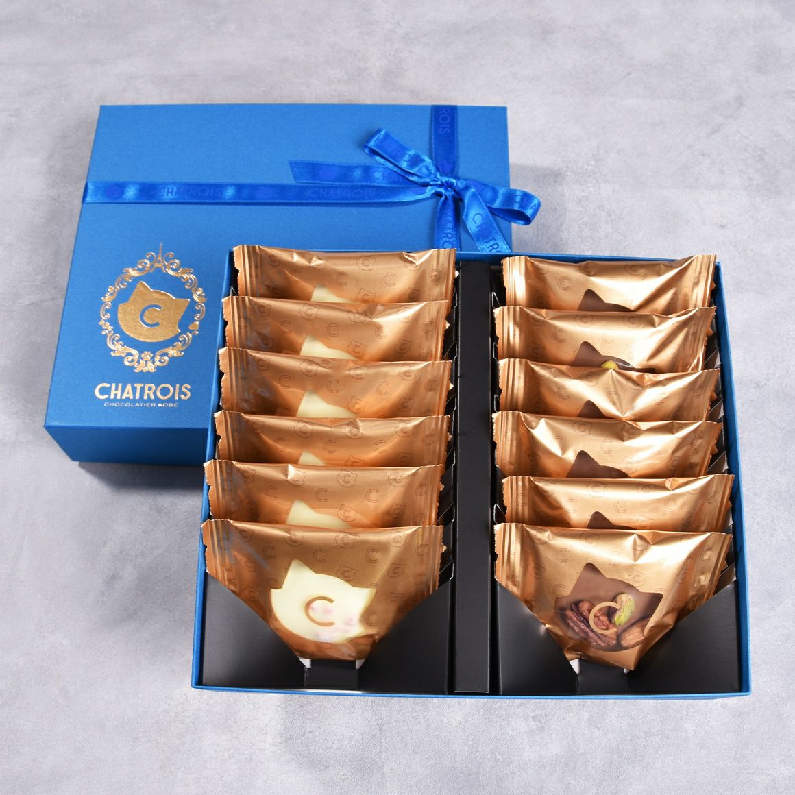 ミヌー＆苺の牛乳ショコラサブレ12枚入｜猫スイーツ・猫モチーフお菓子